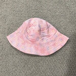 Urban outfitters floral bucket hat nwot